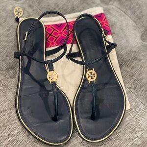 Tory Burch Emmy Flat, navy, size 8.